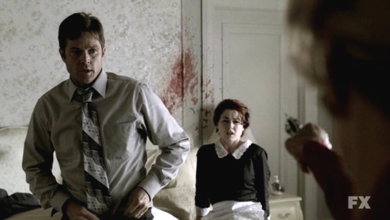 americanhorror_0110_003.jpg