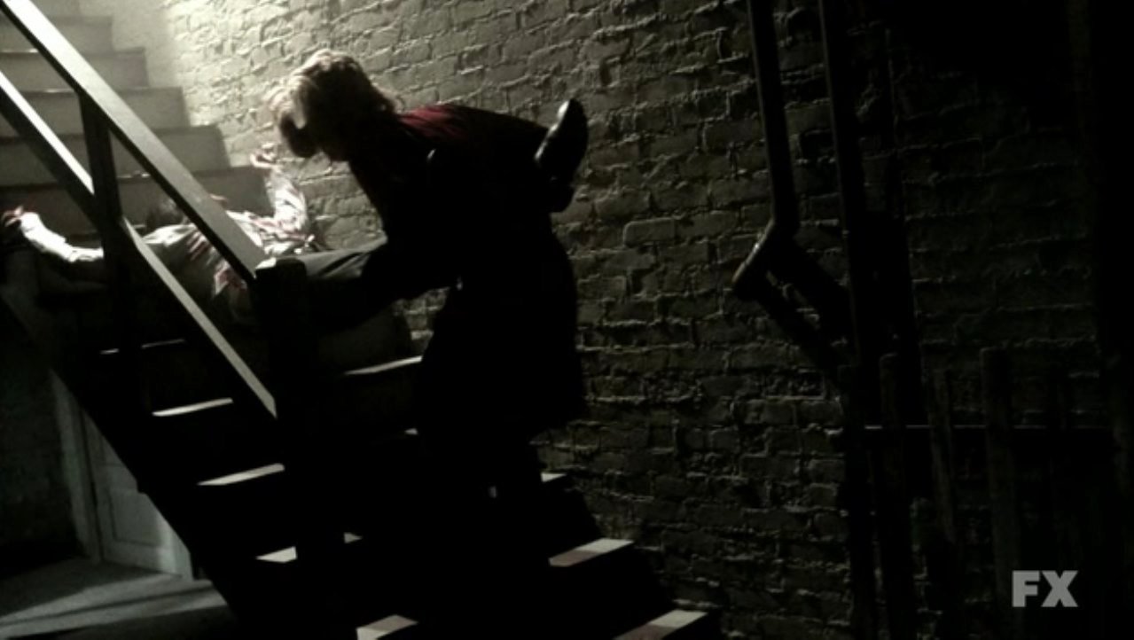 americanhorror_0110_020.jpg