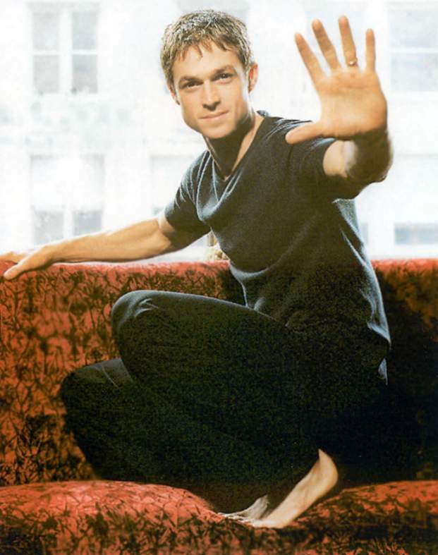 Keywords: candid_img;stills