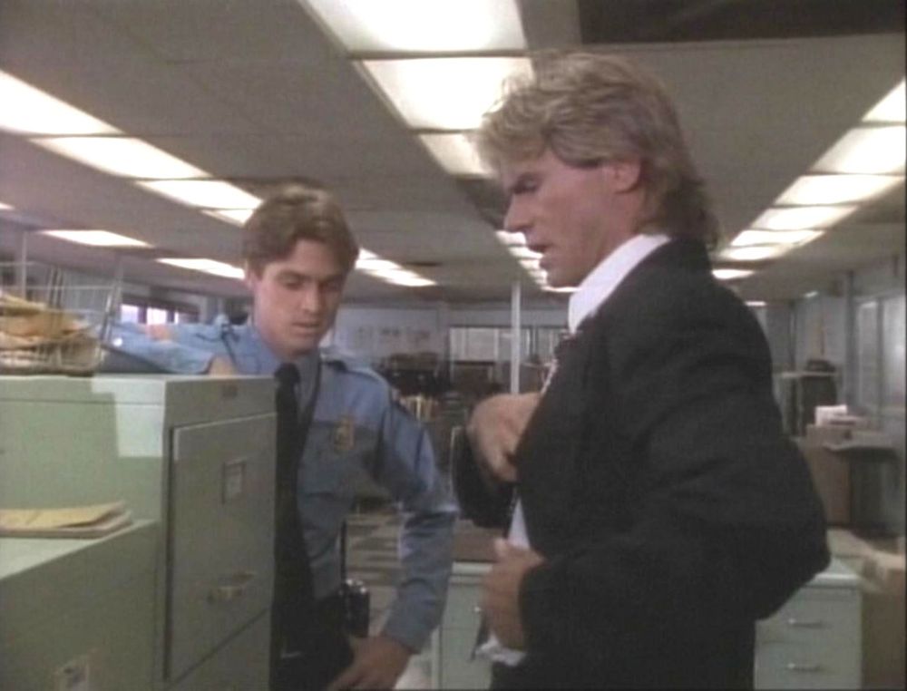 macgyver035.jpg
