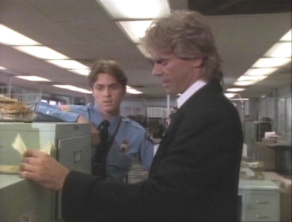 macgyver044.jpg