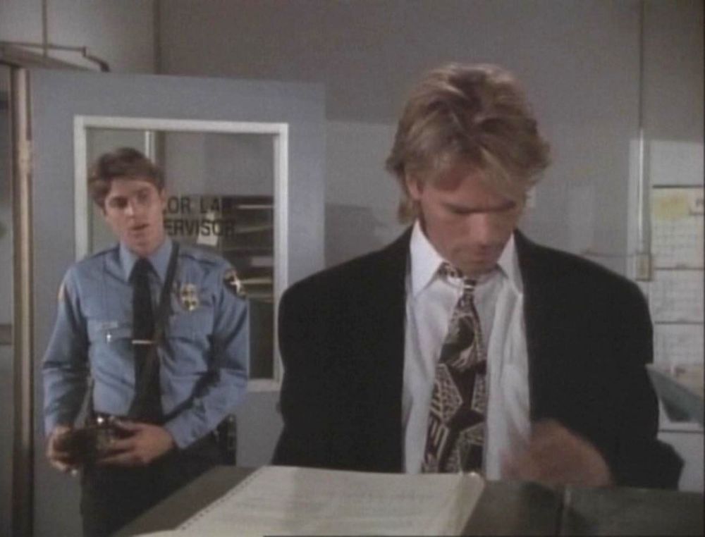 macgyver083.jpg
