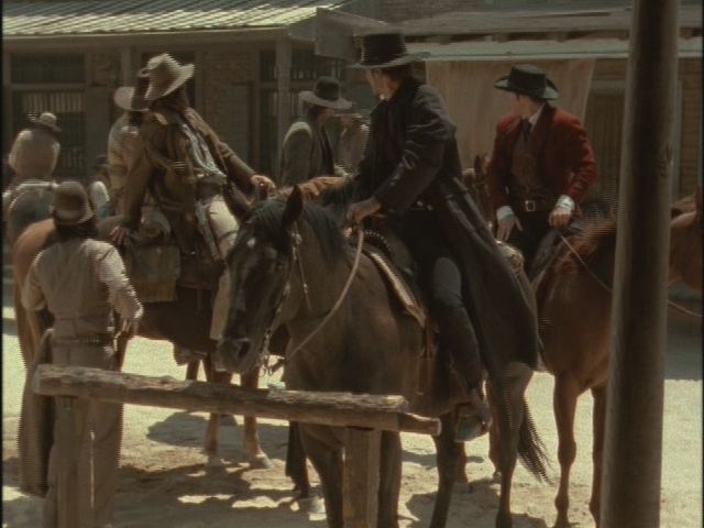 mag7201_049.jpg