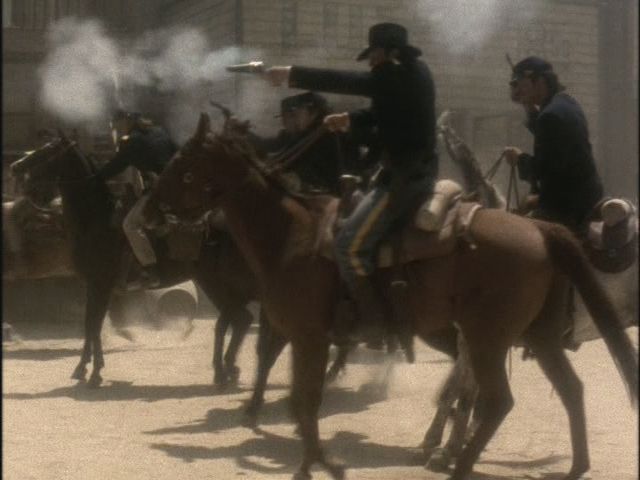mag7201_098.jpg
