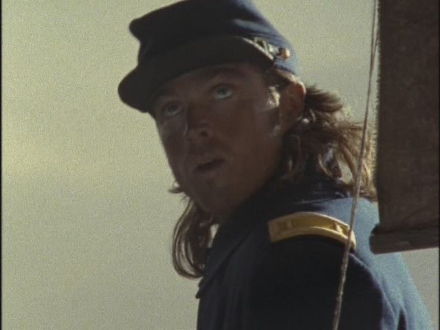mag7201_102.jpg