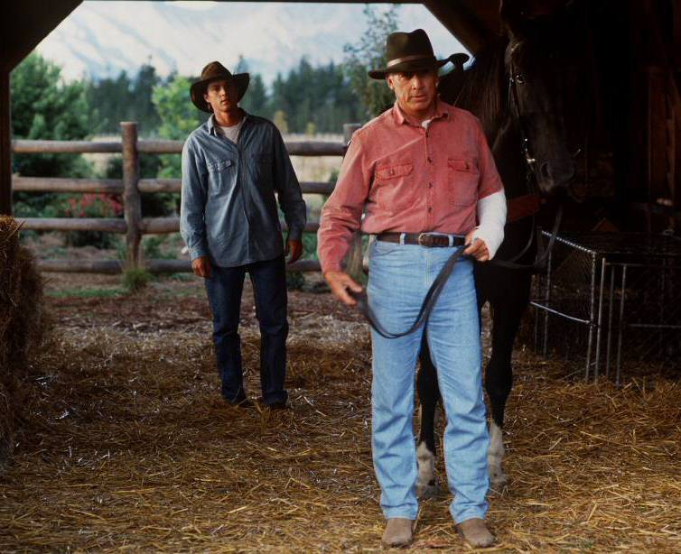 Keywords: mckenna_img;stills