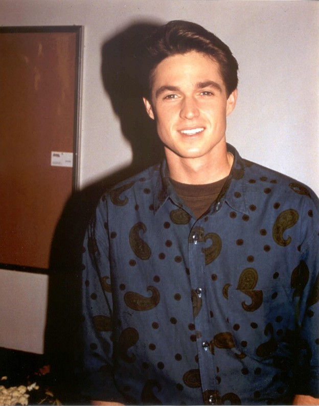 Keywords: candid_img;stills